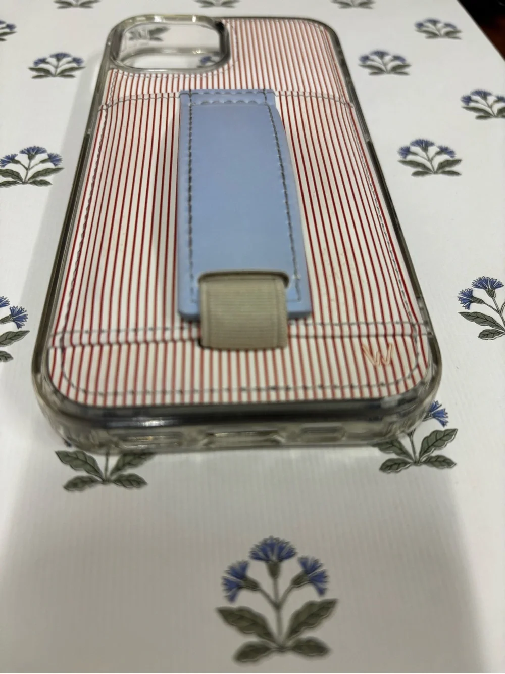 Wallis Lady Liberty Case with Light Blue Strap iPhone 15